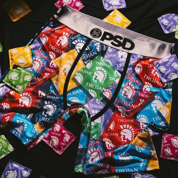 Magnum Condoms Wrapper and Logo Symbol Men's PSD Boxer Briefs-Medium  (32-34) 